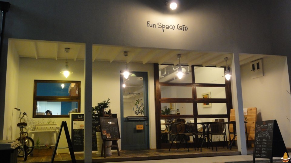 FUN SPACE CAFE（ファンスペースカフェ）天保山店>